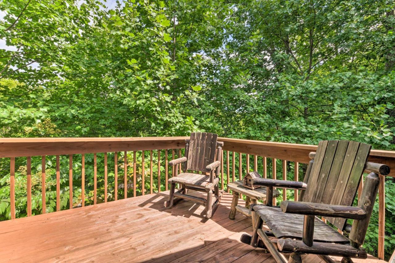 Quiet And Secluded Gatlinburg Cabin With Hot Tub! Villa ภายนอก รูปภาพ